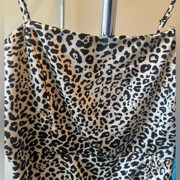 Chettah print mini dress animal print size small gently used Windsor brand - Picture 3 of 5